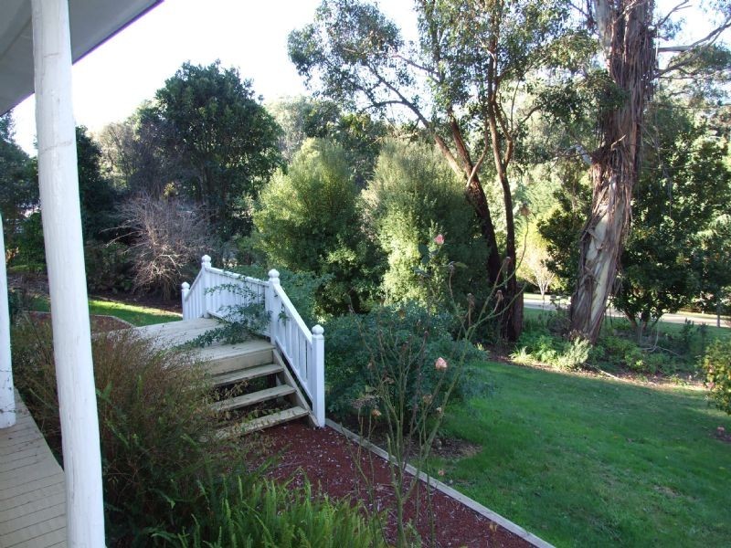 10 Galvins Road, Mirboo North VIC 3871