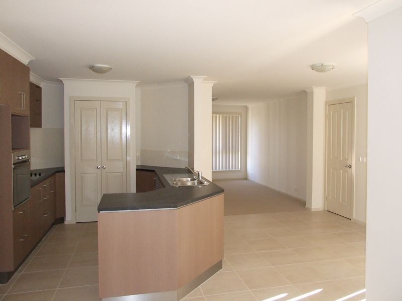 2/7-11 Grandridge East, Mirboo North VIC 3871