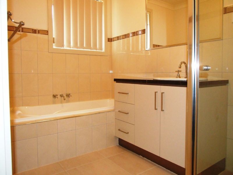 4/7-11 Grandridge East, Mirboo North VIC 3871