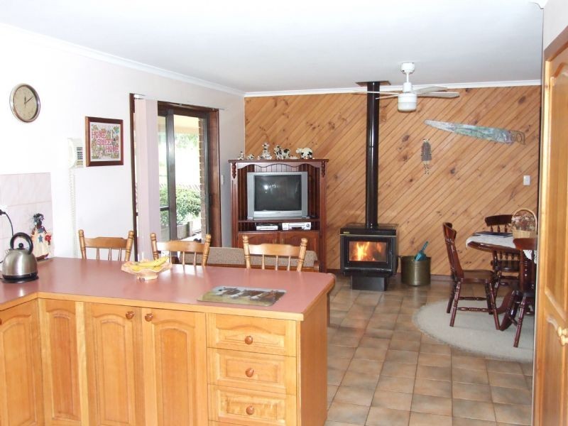 195 Macintoshs Road, Boolarra VIC 3870