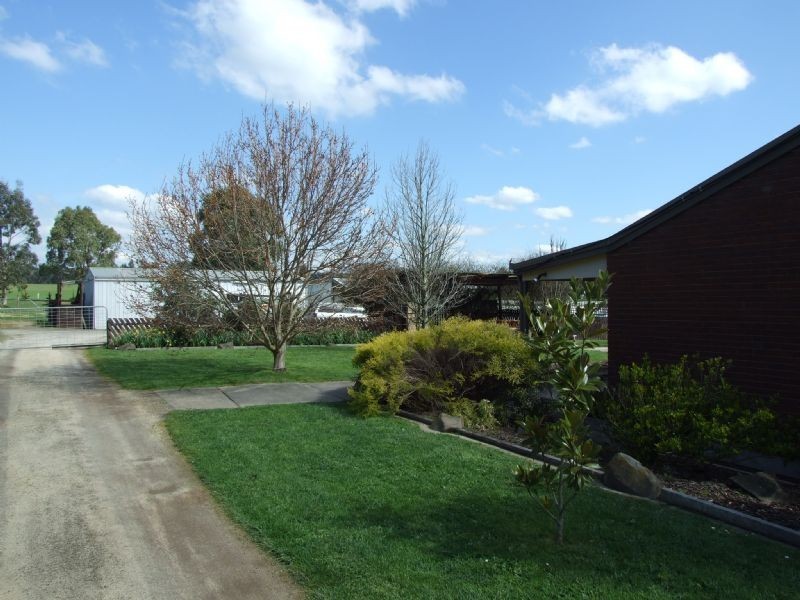 195 Macintoshs Road, Boolarra VIC 3870