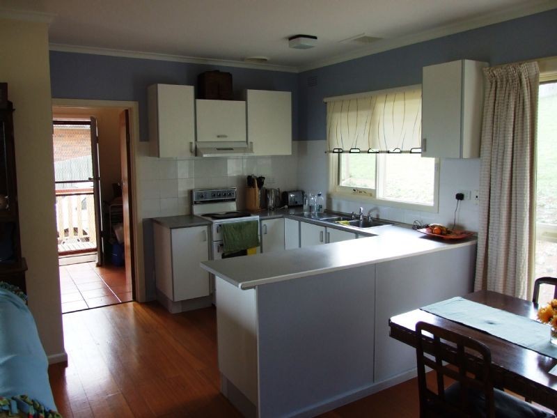 37 Murray Street, Mirboo North VIC 3871