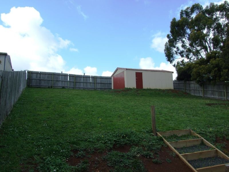 37 Murray Street, Mirboo North VIC 3871
