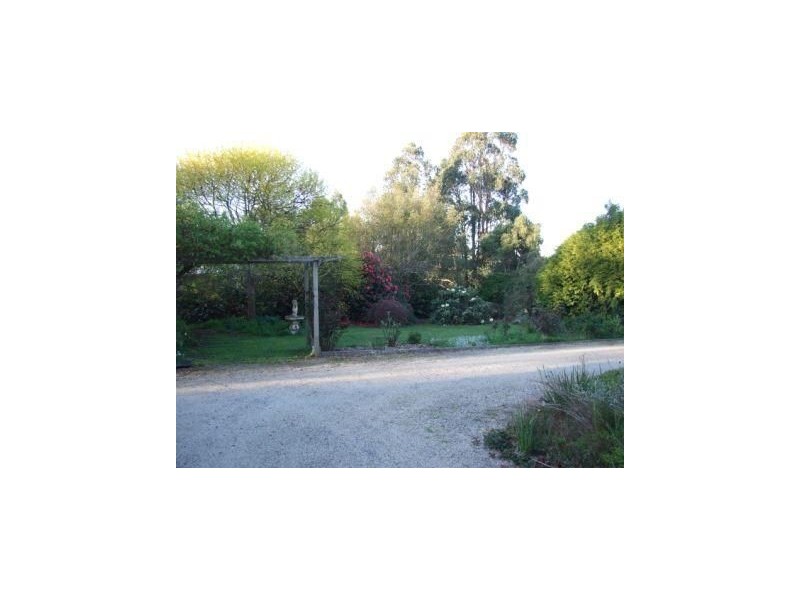 43 Wells Road, Mirboo North VIC 3871