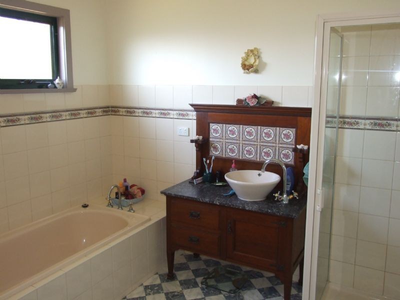 654 Ten Mile Creek Road, Mirboo North VIC 3871