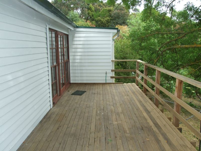 5 Thorpdale Road, Mirboo North VIC 3871