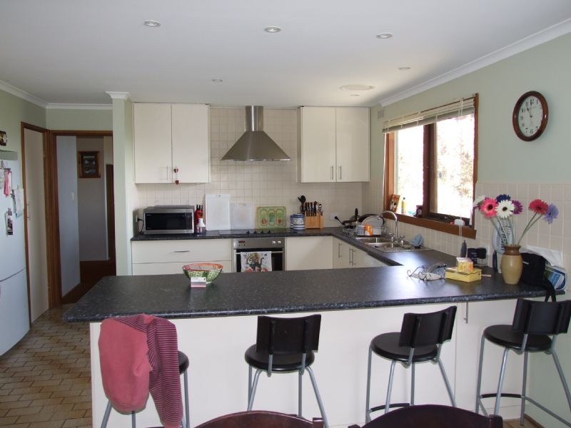 105 Pines Road, Mirboo North VIC 3871