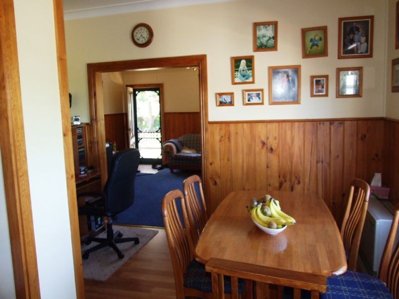 38 Giles Street, Mirboo North VIC 3871