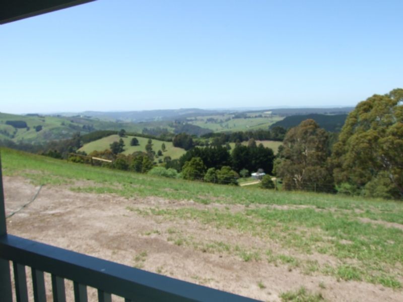 1 Leongatha Yarragon Road, Hallston VIC 3953