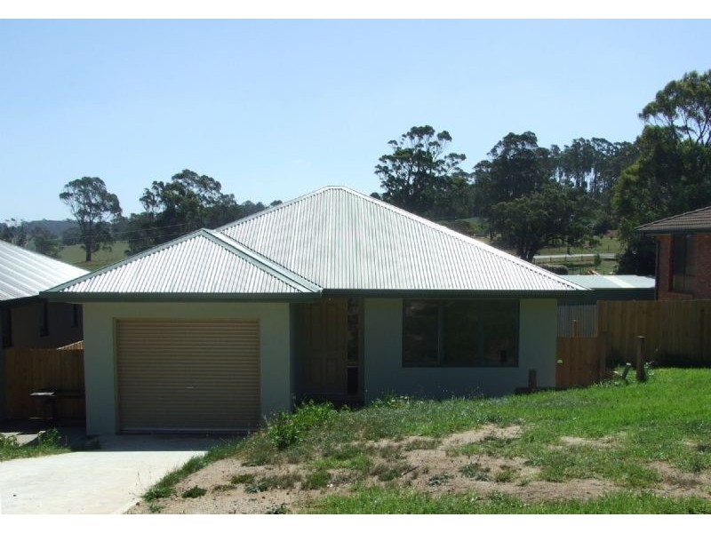 B/8 Eldon Court, Mirboo North VIC 3871