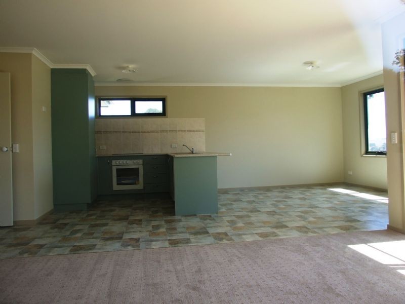 B/8 Eldon Court, Mirboo North VIC 3871