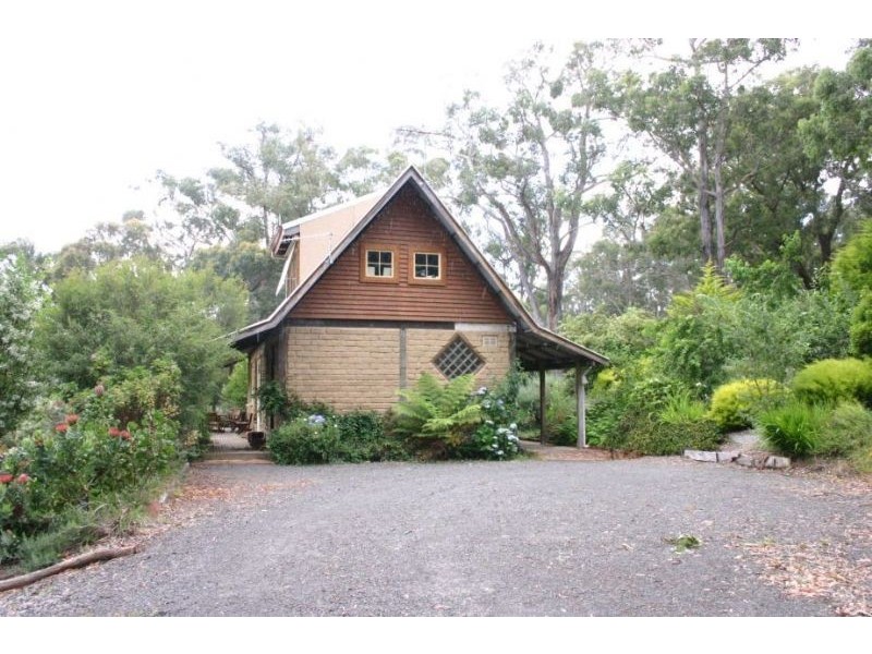 910 McDonalds Track, Narracan VIC 3824