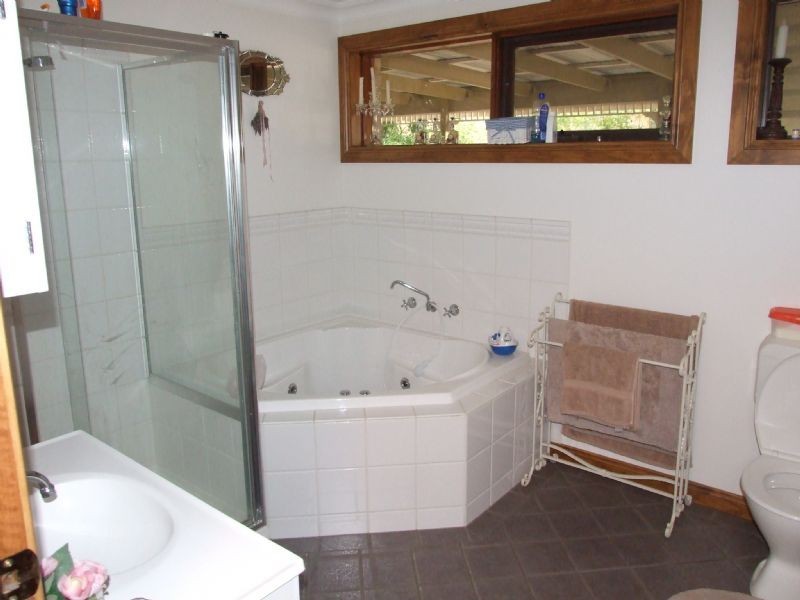 1285 Leongatha Yarragon Road, Hallston VIC 3953