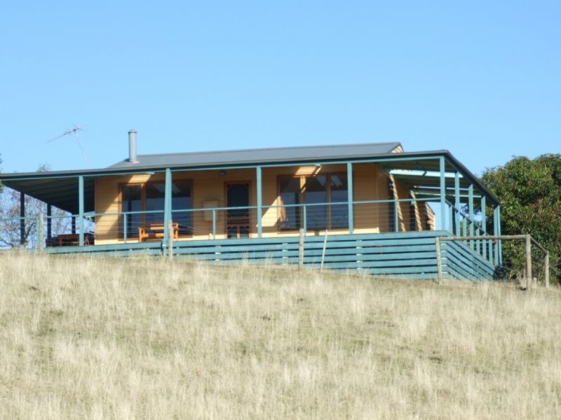 228 Fullertons Road, Mirboo North VIC 3871