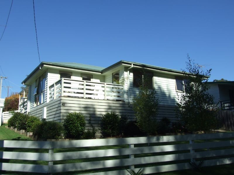 42 Baths Road, Mirboo North VIC 3871