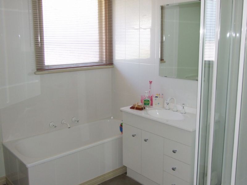 42 Baths Road, Mirboo North VIC 3871