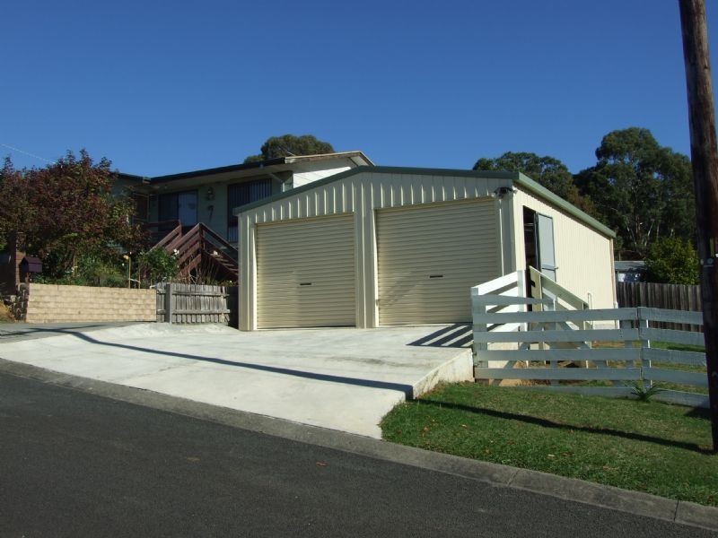 42 Baths Road, Mirboo North VIC 3871