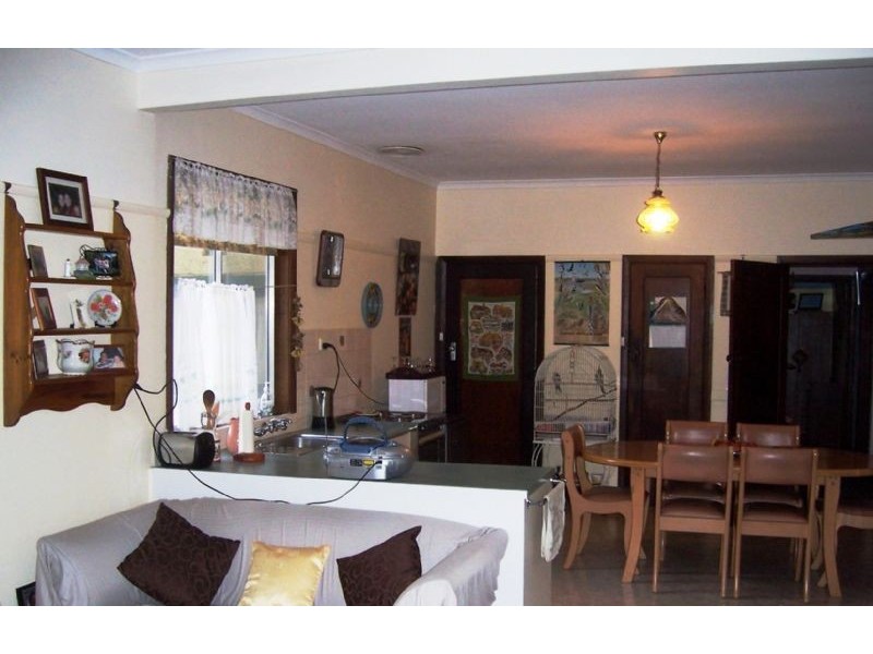 50 Giles Street, Mirboo North VIC 3871