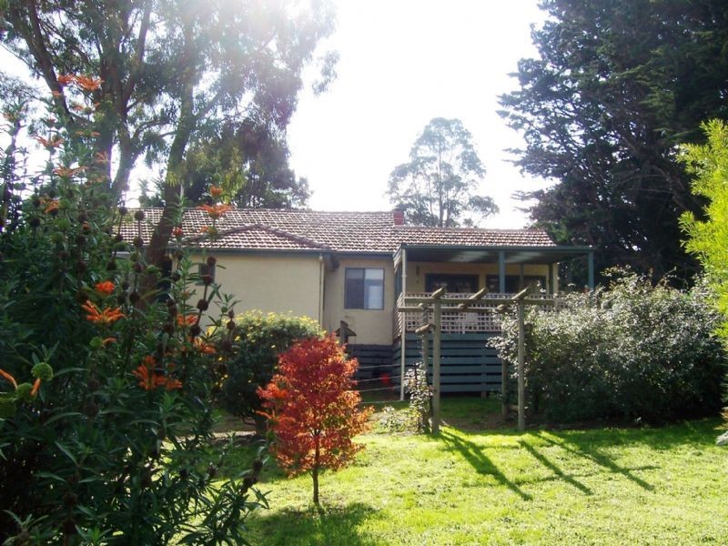 50 Giles Street, Mirboo North VIC 3871