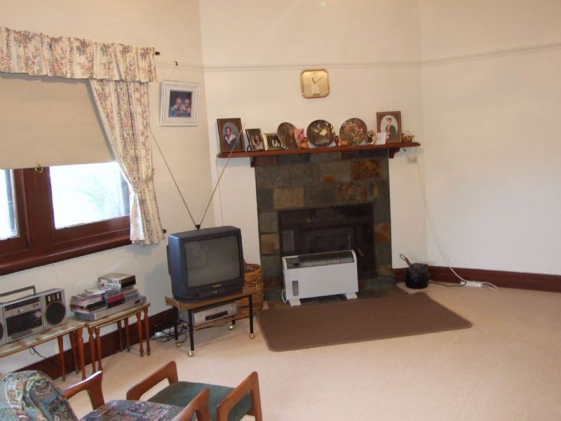 18 Bickertons Lane, Mirboo North VIC 3871