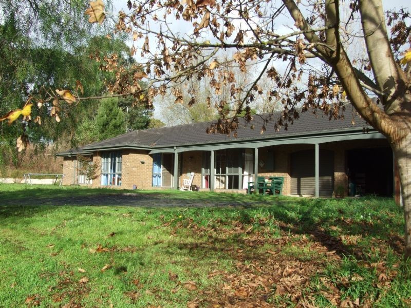 34 Walkers Road, Mirboo VIC 3871