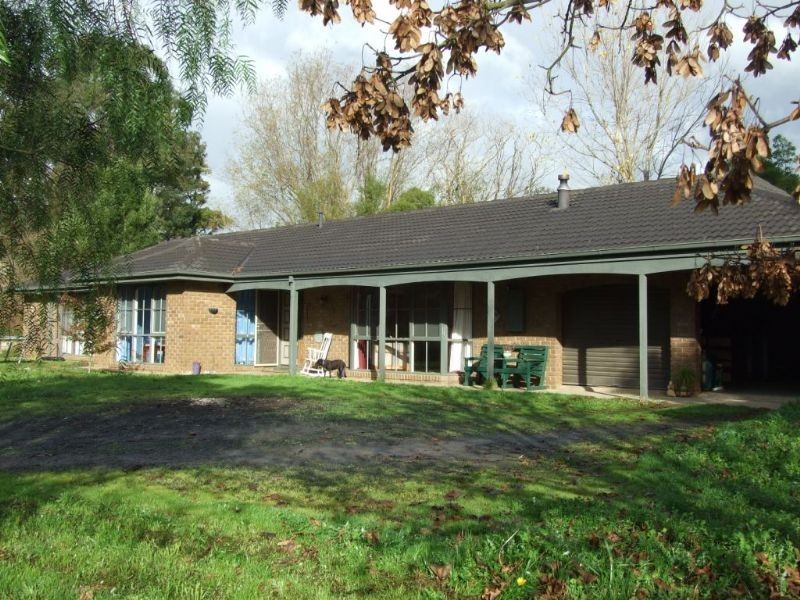 34 Walkers Road, Mirboo VIC 3871