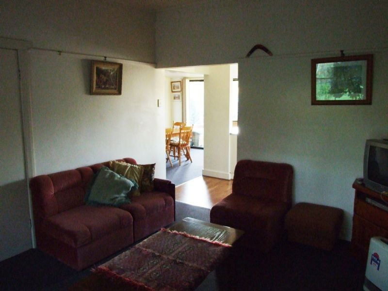 19 Couper Street, Mirboo North VIC 3871