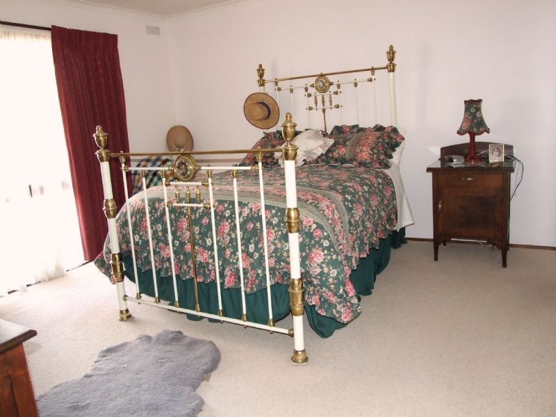 25 Balding Street, Mirboo North VIC 3871