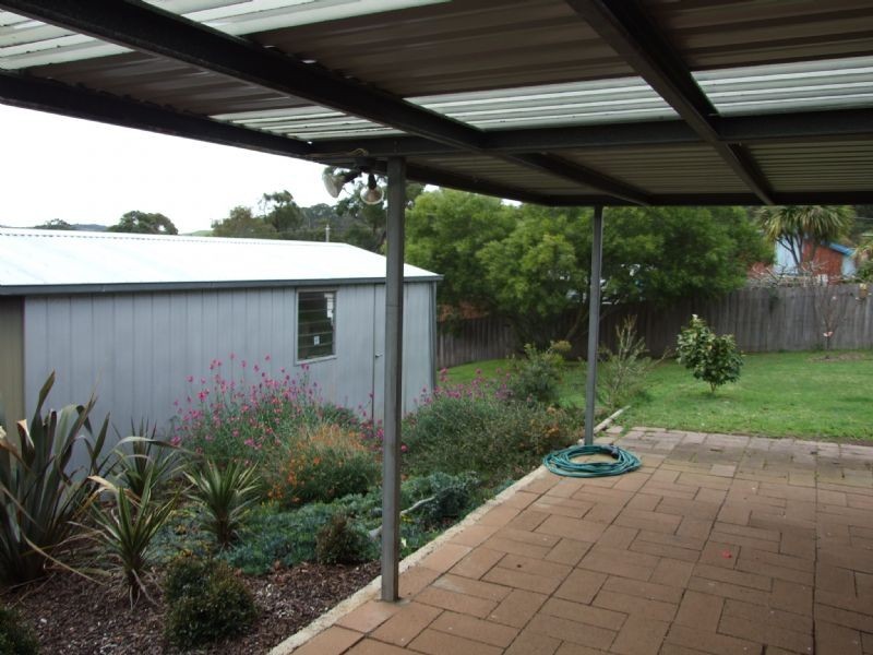 1 Eveline Court, Mirboo North VIC 3871