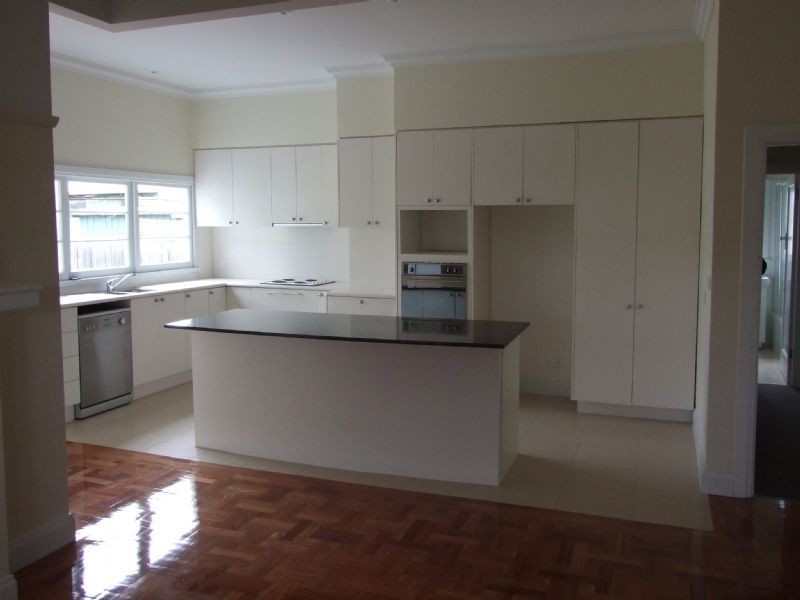 22 Inglis Avenue, Mirboo North VIC 3871