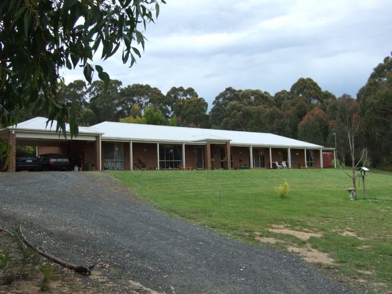 5 Grey Road, Mirboo North VIC 3871