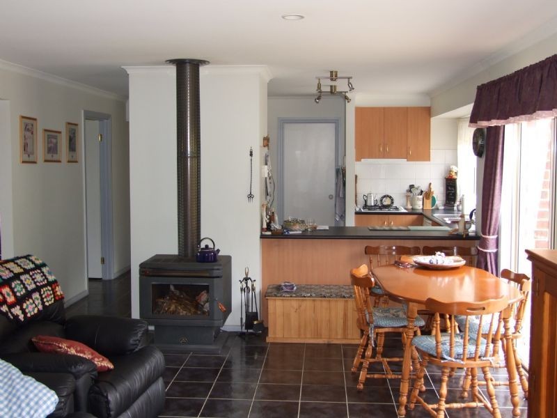 5 Grey Road, Mirboo North VIC 3871