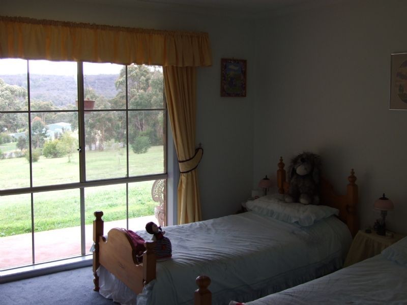 5 Grey Road, Mirboo North VIC 3871