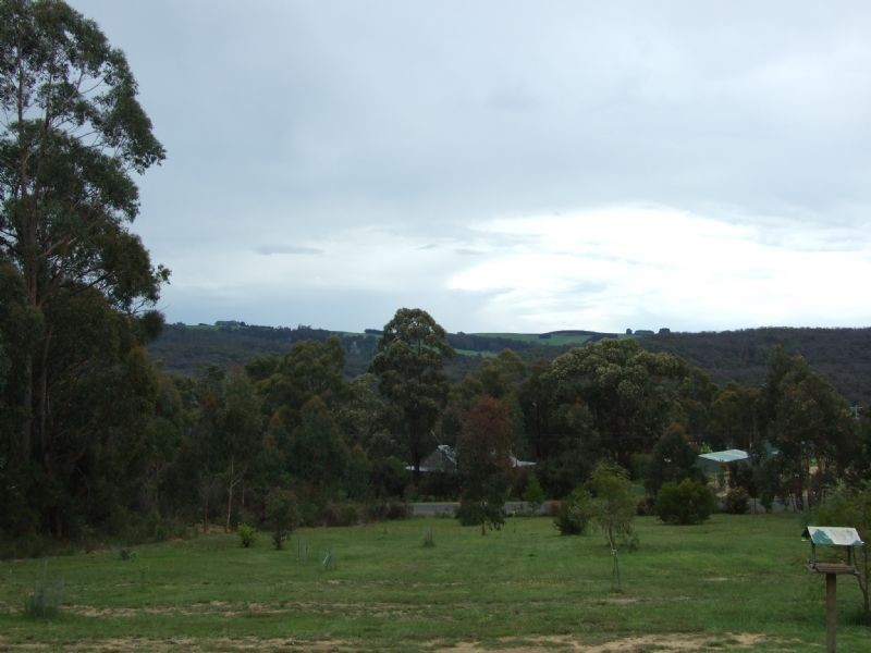 5 Grey Road, Mirboo North VIC 3871