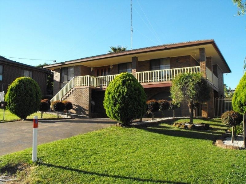 31 Giles Street, Mirboo North VIC 3871