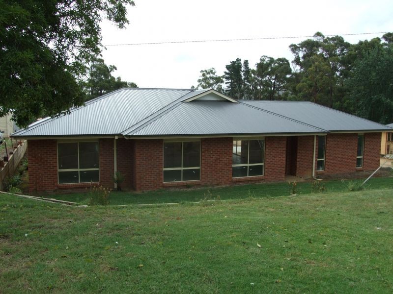 19 – 21 Thorpdale Road, Mirboo North VIC 3871