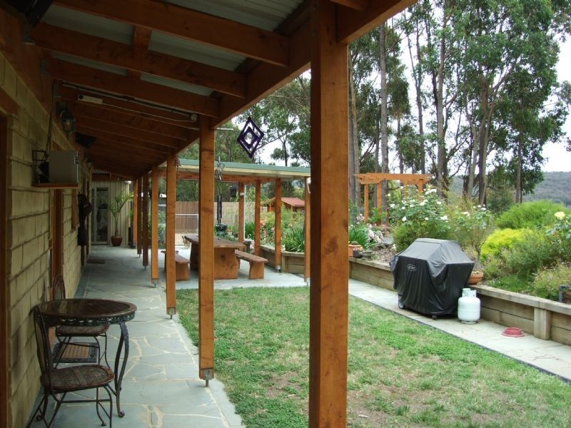4 Cuthbertson Court, Mirboo North VIC 3871
