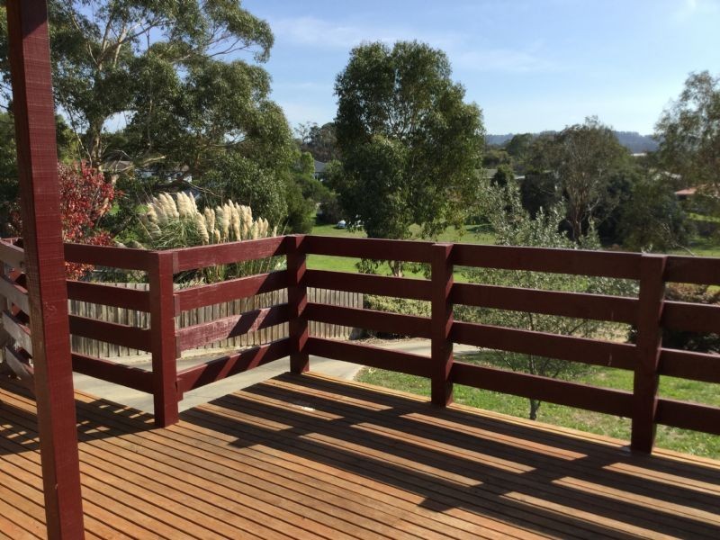 10 Allen Street, Mirboo North VIC 3871