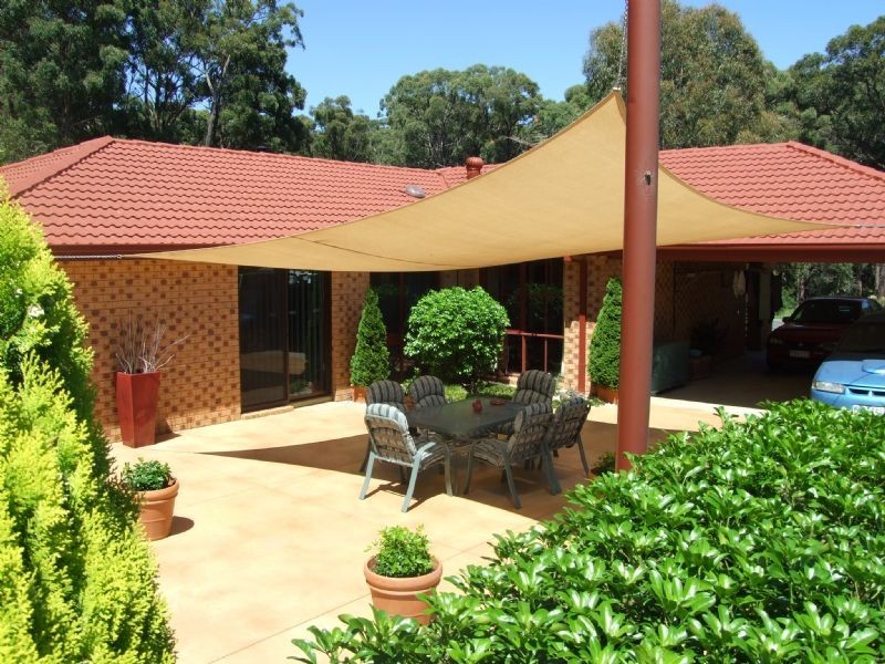 6 Thorpdale Road, Mirboo North VIC 3871