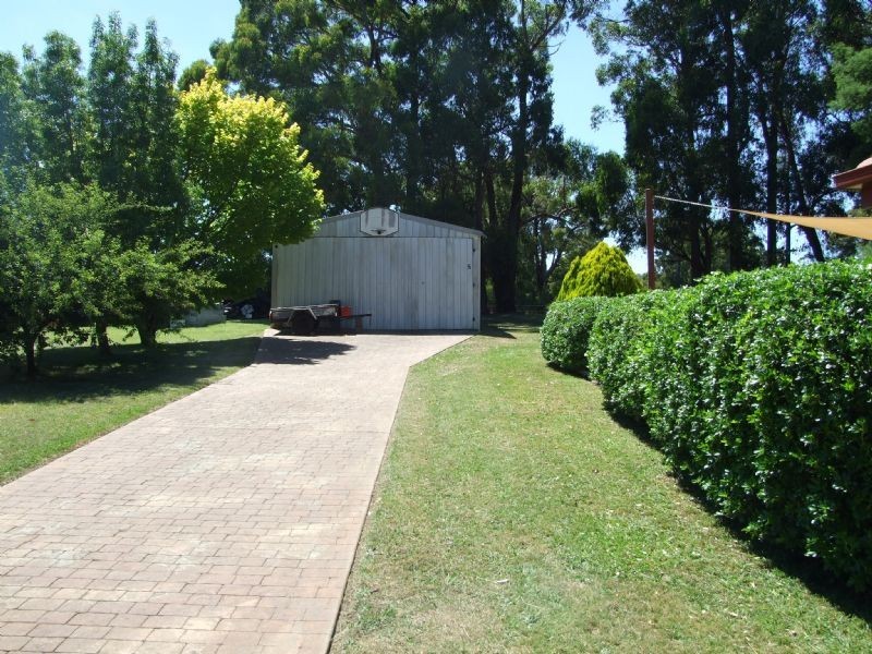 6 Thorpdale Road, Mirboo North VIC 3871