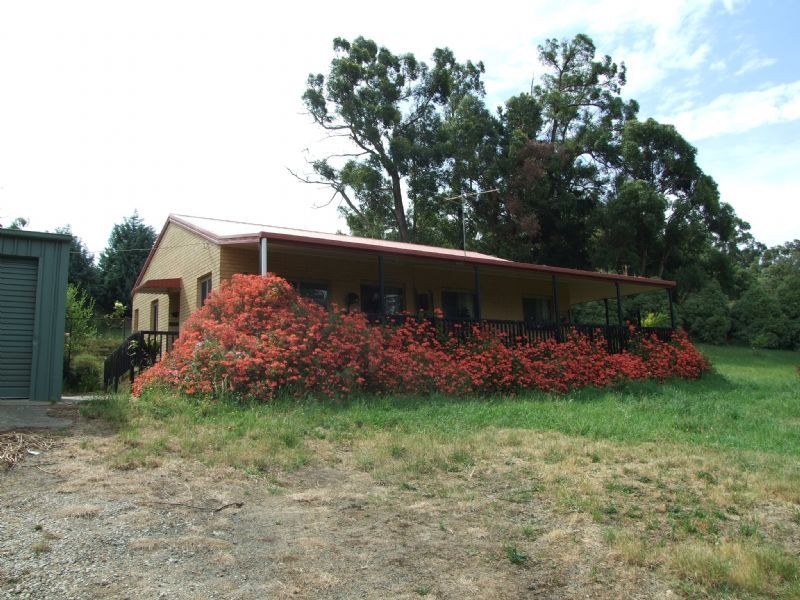 330 Grandridge Road, Hallston VIC 3953
