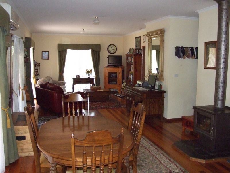 3 Wanke Road, Mirboo North VIC 3871