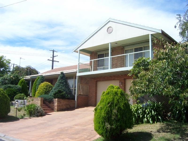 10 Scarlett Street, Mirboo North VIC 3871