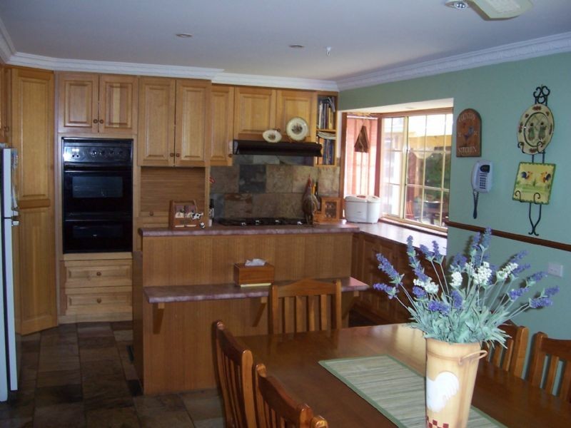 10 Scarlett Street, Mirboo North VIC 3871