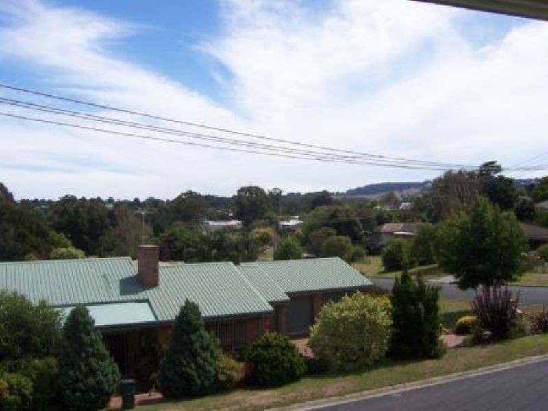 10 Scarlett Street, Mirboo North VIC 3871