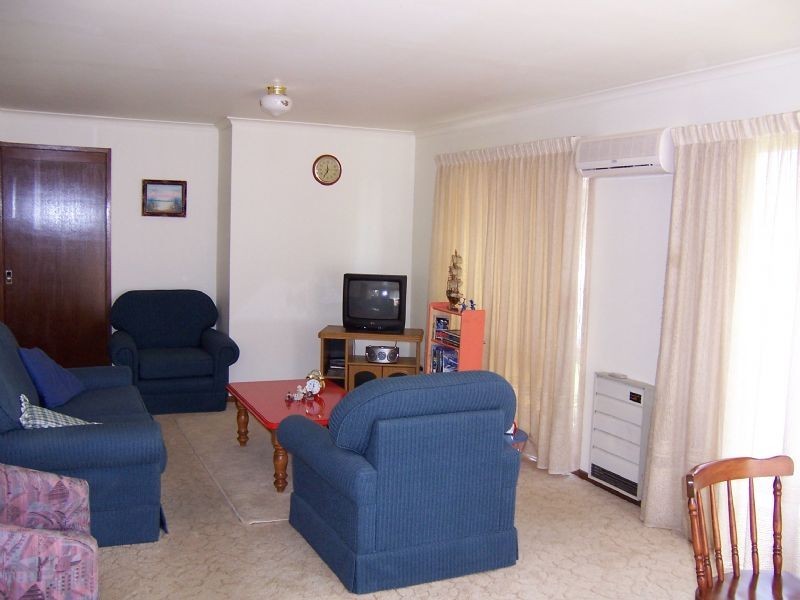 6/9-11 Baromi Road, Mirboo North VIC 3871