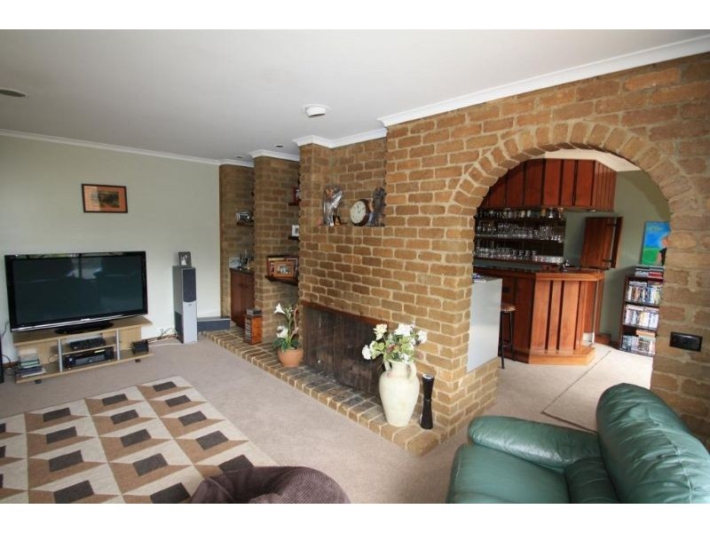 30 Grandridge East, Mirboo North VIC 3871