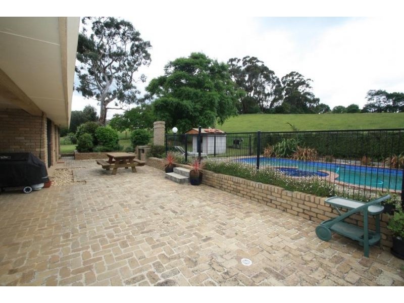 30 Grandridge East, Mirboo North VIC 3871