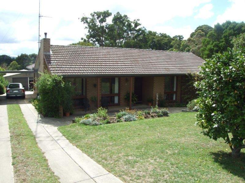 49 Baromi Road, Mirboo North VIC 3871
