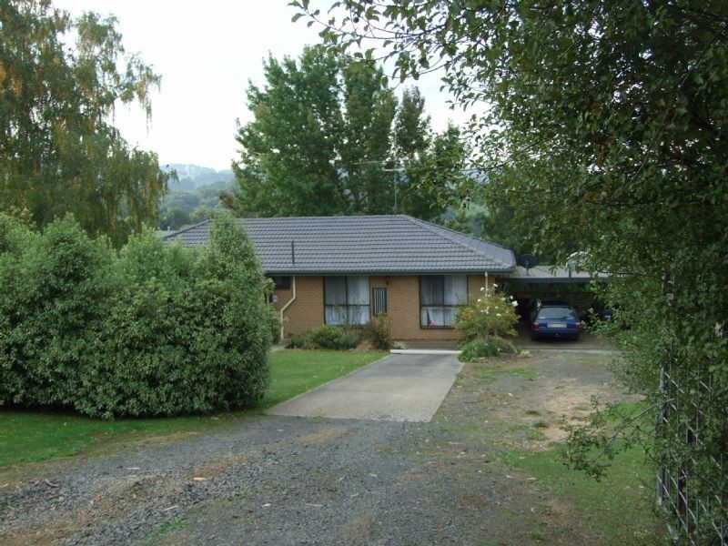 19-21 Bourke Street, Mirboo North VIC 3871